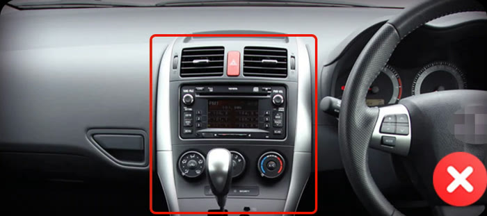 Штатная магнитола Toyota Corolla, с которой установка невозможна