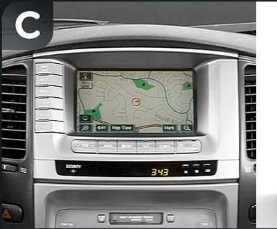 Land Cruiser 200, экран климата и разъёмы, третий вид