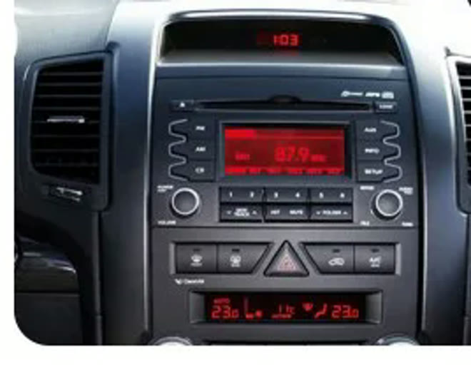 Штатная магнитола KIA Sorento 2 без заводского усилителя