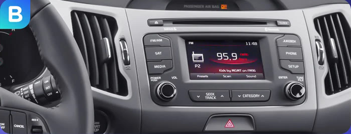 KIA Sportage 3, штатная магнитола с небольшим цветным экраном