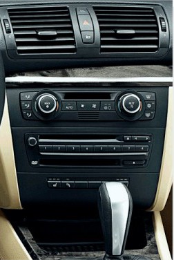 Штатна панель BMW 1 Series E87 з клімат-контролем