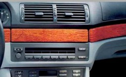 Штатна панель BMW 5 Series E39 з магнітолою