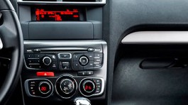 Штатна панель Citroen C4 другого покоління B7