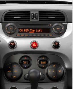Штатна панель Fiat 500 (312) зі штатною магнітолою
