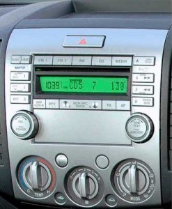 Штатна панель Ford Ranger / Mazda BT-50 2006–2011