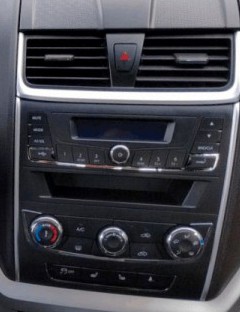 Штатна панель Geely Emgrand EC7 2014–2016 і Emgrand 7 2016–2018