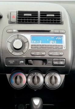 Штатна панель Honda Jazz 1 (GD) з кондиціонером