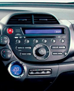 Штатна панель Honda Jazz 2 (GE)