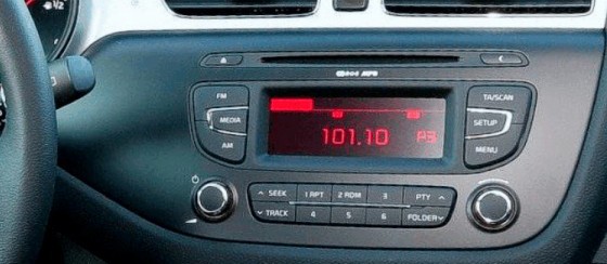 Штатна панель Kia Ceed другого покоління (JD)