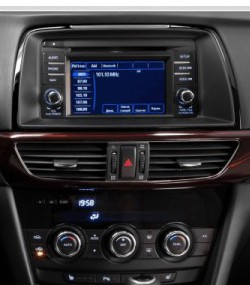 Штатна панель Mazda 6 GJ з вбудованим екраном