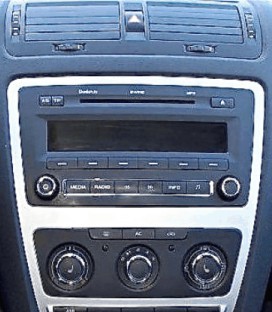 Штатна панель Skoda Octavia A5 (1Z)