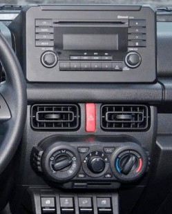 Штатна панель Suzuki Jimny JB64