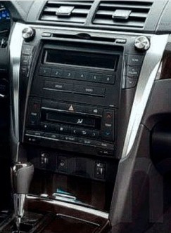 Штатна панель Toyota Camry XV55
